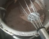 A picture of step 4 of 7 spoon unique cake.