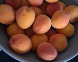 Une image de l'étape 2 de Tarte fine gourmande aux abricots.