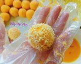 A picture of step 5 of Fried Sweet Potato Balls with Cheese.