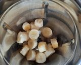 બનાના મિલ્કશેક (Banana Milkshake Recipe In Gujarati) રેસીપી સ્ટેપ2ફોટો