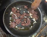 Foto del paso 2 de la receta Revuelto de morcilla  " Virgen de la Hoz