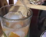 Foto del paso 2 de la receta: Sangría de vino blanco con durazno