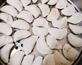 Hình bước làm 1 của món Bánh bột lọc nhân tôm