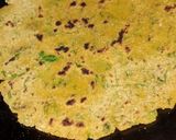 मेथी का पराठा(methi paratha recipe in hindi) रेसिपी चरण 2 फोटो