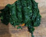Foto langkah ke 2 dari resep Tumis Daun Singkong.