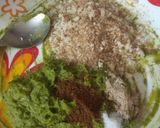 A picture of step 3 of Hot & Tangy Cheakpea Spinach Tikki Open sandwich.