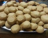 صورة لخطوة 4 من وصفة كحك العيد بالعجوه والملبن 😋