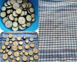 A picture of step 1 of Soya and Brinjal Curry (Gravy).