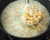Foto langkah ke 6 dari resep Kue Keciput Wijen Devina Hermawan.