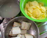 Foto del paso 1 de la receta: Bacalao hervido con patata hervida