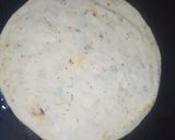 A picture of step 5 of Cheesy chicken paratha 😋😋😋.