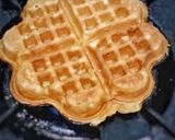 Foto langkah ke 4 dari resep Simple Waffle 🧇.