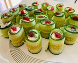 Füstölt pisztráng uborkatekercsben recept fázis 7 fotója
