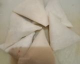 A picture of step 5 of Chinese veggie samosa.