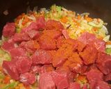 Foto del paso 4 de la receta Guiso de patatas con tacos de ternera a mi manera