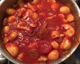A picture of step 3 of Chicken and chorizo.