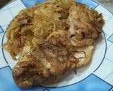 Savanyított káposztán sült csirkecombfilé recept fázis 5 fotója