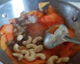 A picture of step 3 of Papaya plastic chutney.