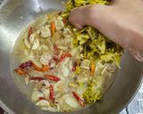 Foto langkah ke 2 dari resep Tumis Bunga Pepaya.