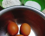 Hình bước làm 5 của món Bánh bông lan vân thủy