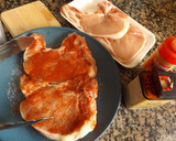 Foto del paso 1 de la receta: Chuletas de cerdo con pimiento rojo
