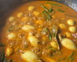 Foto langkah ke 5 dari resep Gulai cumi bunting telur puyuh.