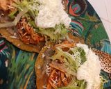 Foto del paso 5 de la receta: Tostadas de tinga