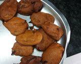 A picture of step 5 of #tiffin box# alu ki pakodi.