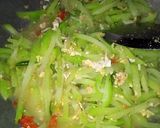 Foto langkah ke 5 dari resep Tumis Labu Jipang/Siam.