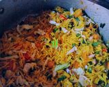 A picture of step 18 of Special fried rice.
