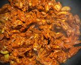 Foto del paso 3 de la receta: Tacos pibil de pollo al achiote con cebolla y cáscara de sandía encurtida