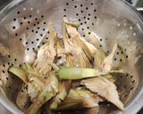 Foto del paso 3 de la receta: Alcachofas salteadas con cecina