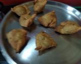 आलू कॉर्न मिनी समोसा (Aloo corn mini samosa recipe in hindi) रेसिपी चरण 6 फोटो
