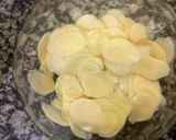 Foto del paso 3 de la receta: Snack Casero - Papas Fritas (como las de paquete)