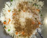 A picture of step 4 of Mix pulao.