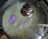 A picture of step 3 of Lauki kheer.