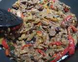 Foto del paso 2 de la receta: Frit Mallorqui amb vedella i xot. Frito de puntas de solomillo ternera y cordero