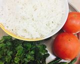 A picture of step 1 of Tomato mint rice.