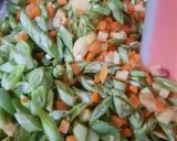 Foto langkah ke 3 dari resep Sambosa Ekonomis Isi Ayam Sayur.