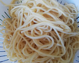 Foto del paso 1 de la receta: Ramen casero de pollo