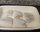 Foto del paso 1 de la receta: Bacalao al horno con mahonesa y cebolla
