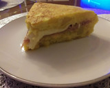 Foto del paso 6 de la receta: Tortilla rellena de jamón cocido y queso