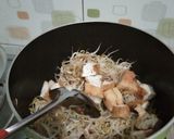 Foto langkah ke 3 dari resep Tumis Tahu Taoge.