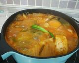 รูปขั้นตอนการทำที่ 8 ของ ซุปเต้าหู้กิมจิไก่เส้นบุก