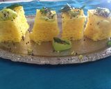 बेसन के झटपट खमन ढोकले (Besan ke jhatpat khaman dhokle recipe in hindi) रेसिपी चरण 10 फोटो