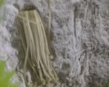 Foto langkah ke 4 dari resep Jamur Enoki Crispy.