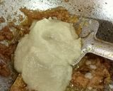 A picture of step 2 of Makhni Paneer Korma.