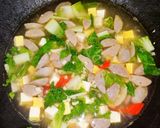 Foto langkah ke 3 dari resep Sayur Sawi Putih Baso Tahu.