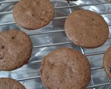 Foto del paso 4 de la receta: 🥳 Receta N° 100 - Alfajor de harina integral y cacao + dulce de