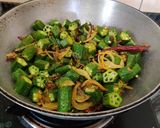 A picture of step 5 of Bhindi ki Sabzi.